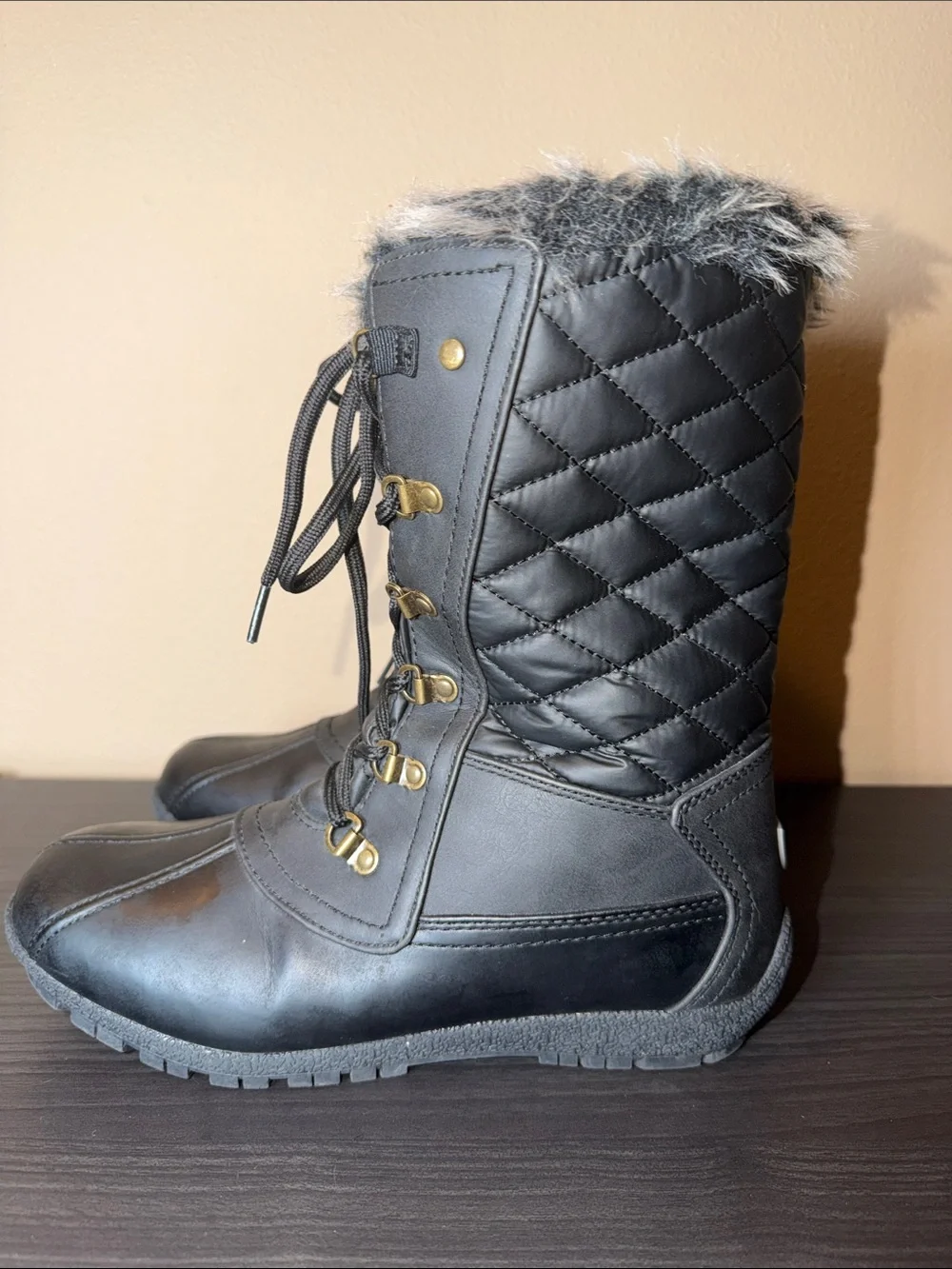 Sporto Women's Black Winter Duck Boots Size 8.5 Faux Fur Trim Laced